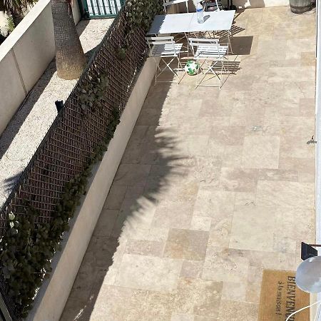 Appartement Neuf, 2 Chambres, Terrasse Plein Sud A Sainte-Maxime Exterior photo