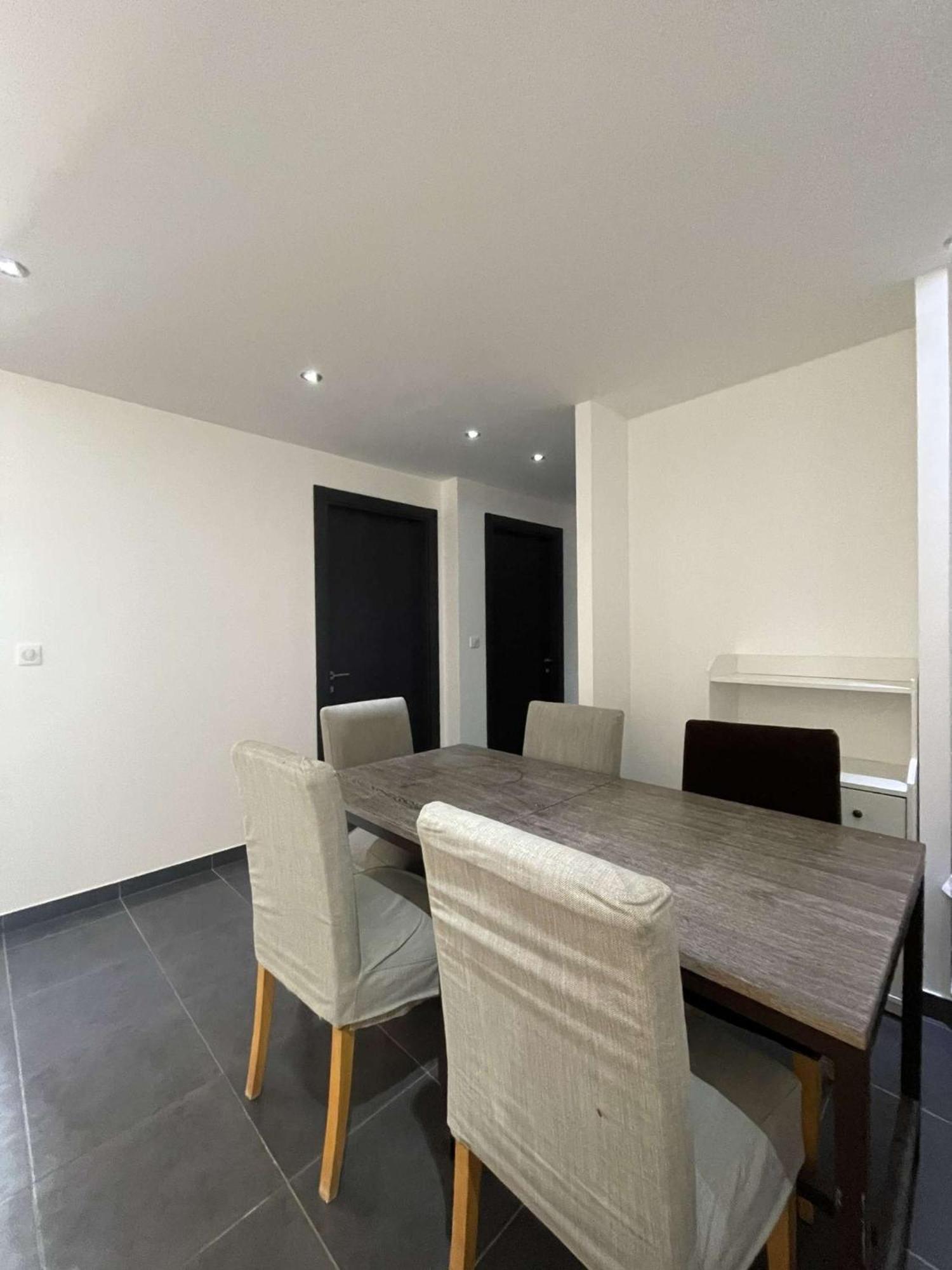 Appartement Neuf, 2 Chambres, Terrasse Plein Sud A Sainte-Maxime Exterior photo